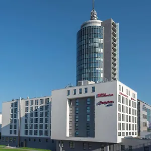3* Otel Hampton By Hilton West