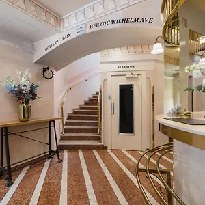 3* Otel Du Train
