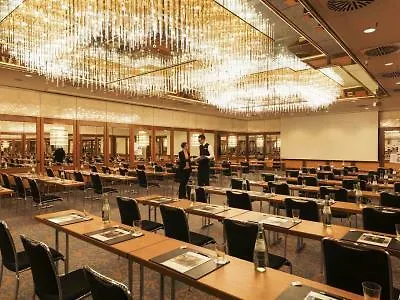 Maritim Hotel Muenchen 4*, Munich